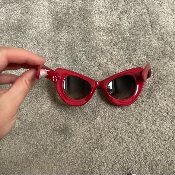 Giant Vintage Red Retro 70s Inspired Oversized Cat Eye Sunglasses EUC One Size main image 7